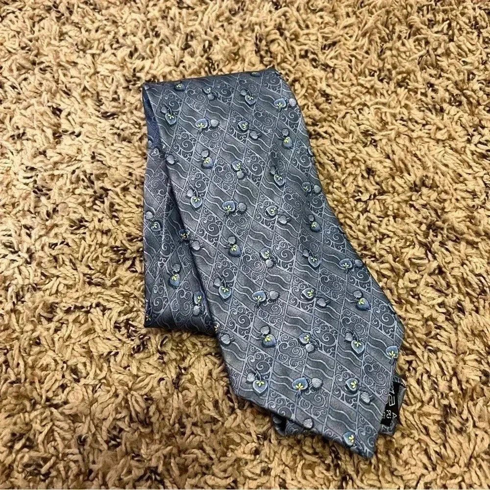 Lanvin Gray Patterned Silk Tie with Subtle Yellow Accents